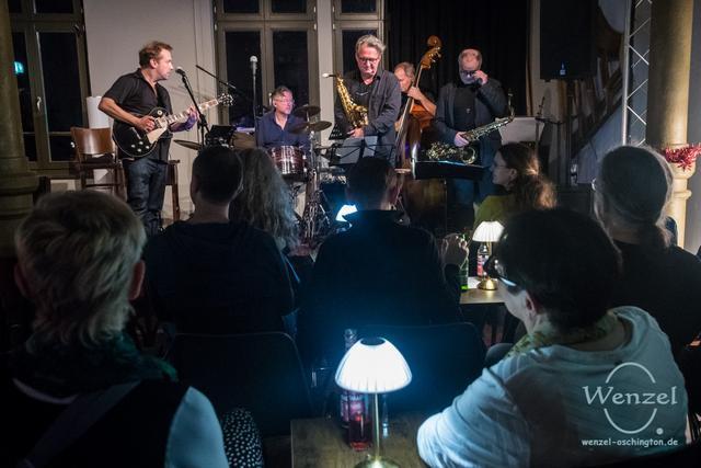 Musikclub.rotgruen-412-wenzel-oschington